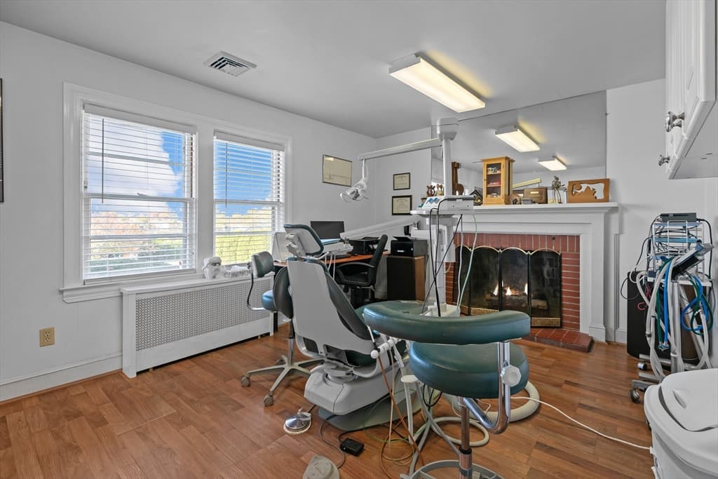 74 Valley, Middletown RI 02842 photo 18