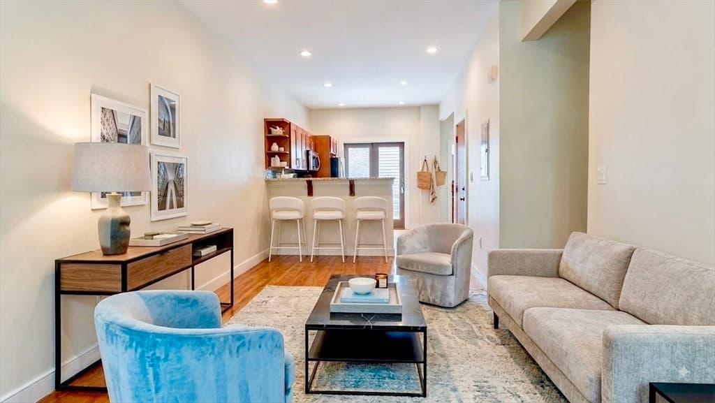Condominium at 2 Mount Pleasant Pl # 1, Boston MA 02119, Boston, photo 2 of 12