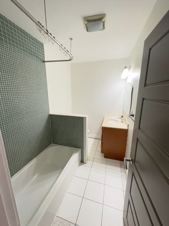 Condominium at 2 Mount Pleasant Pl # 1, Boston MA 02119, Boston, photo 6 of 12