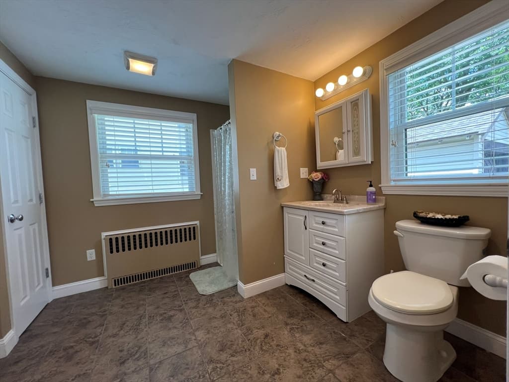 Single Family Residence at 40 Kingsland Rd, Boston MA 02132, Boston, photo 11 of 21