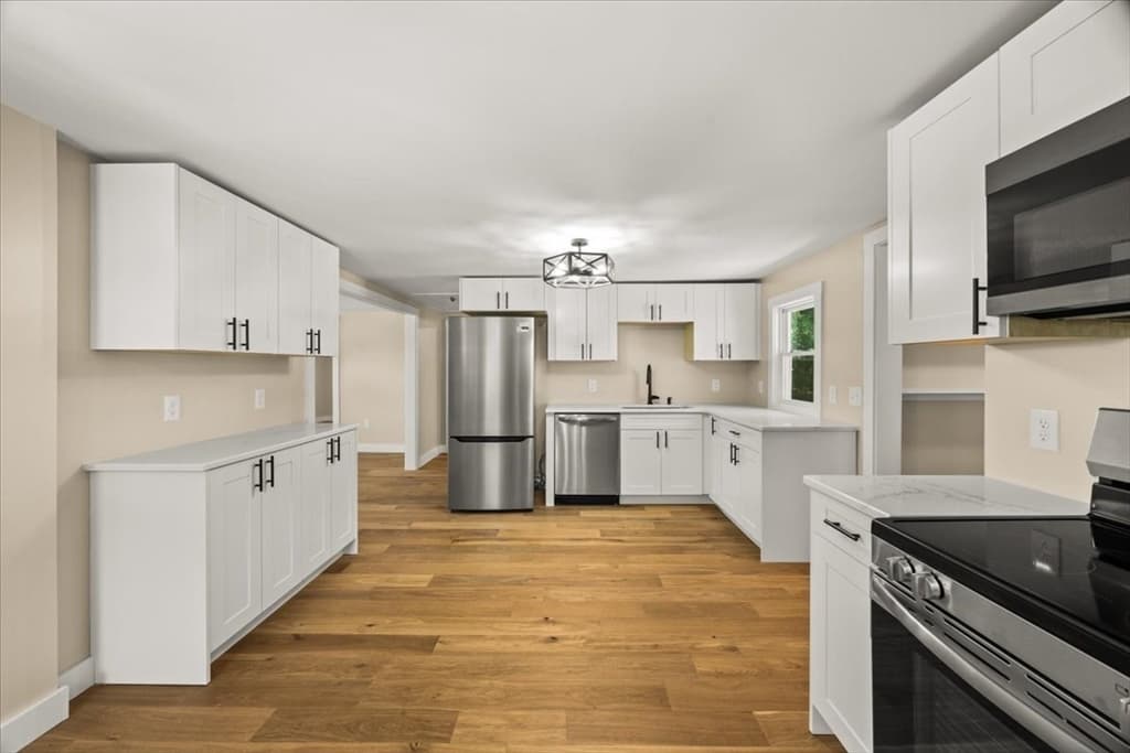 521 Marys Pond Rd, Rochester MA 02770 photo 7