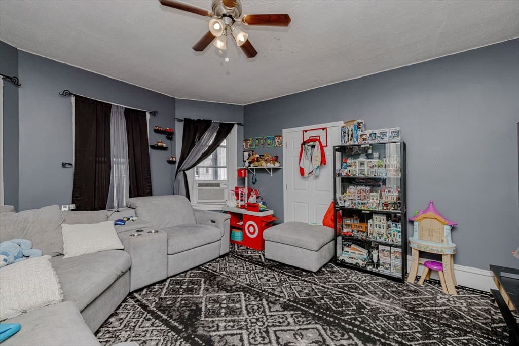 154 Mott St, Fall River MA 02721 photo 23