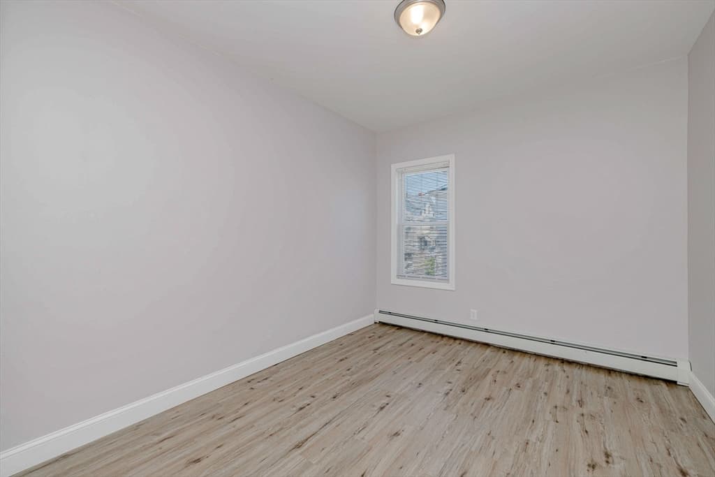 154 Mott St, Fall River MA 02721 photo 15
