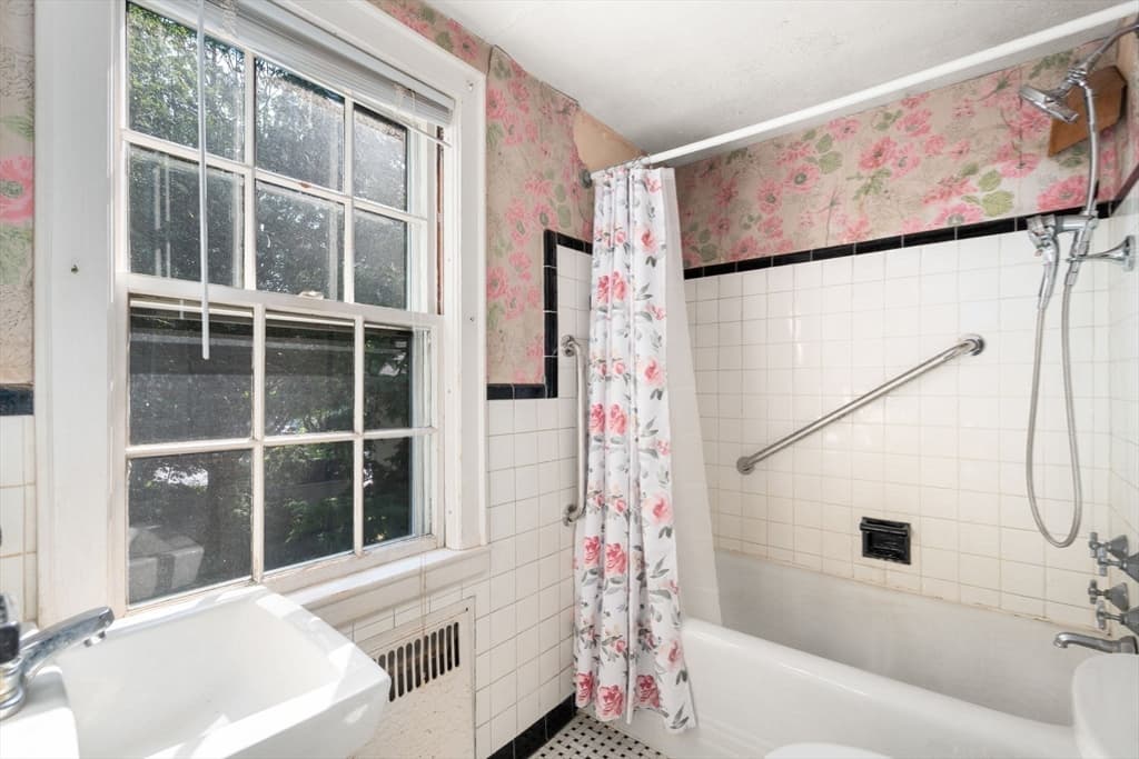 10 Wilde Rd, Wellesley MA 02481 photo 21