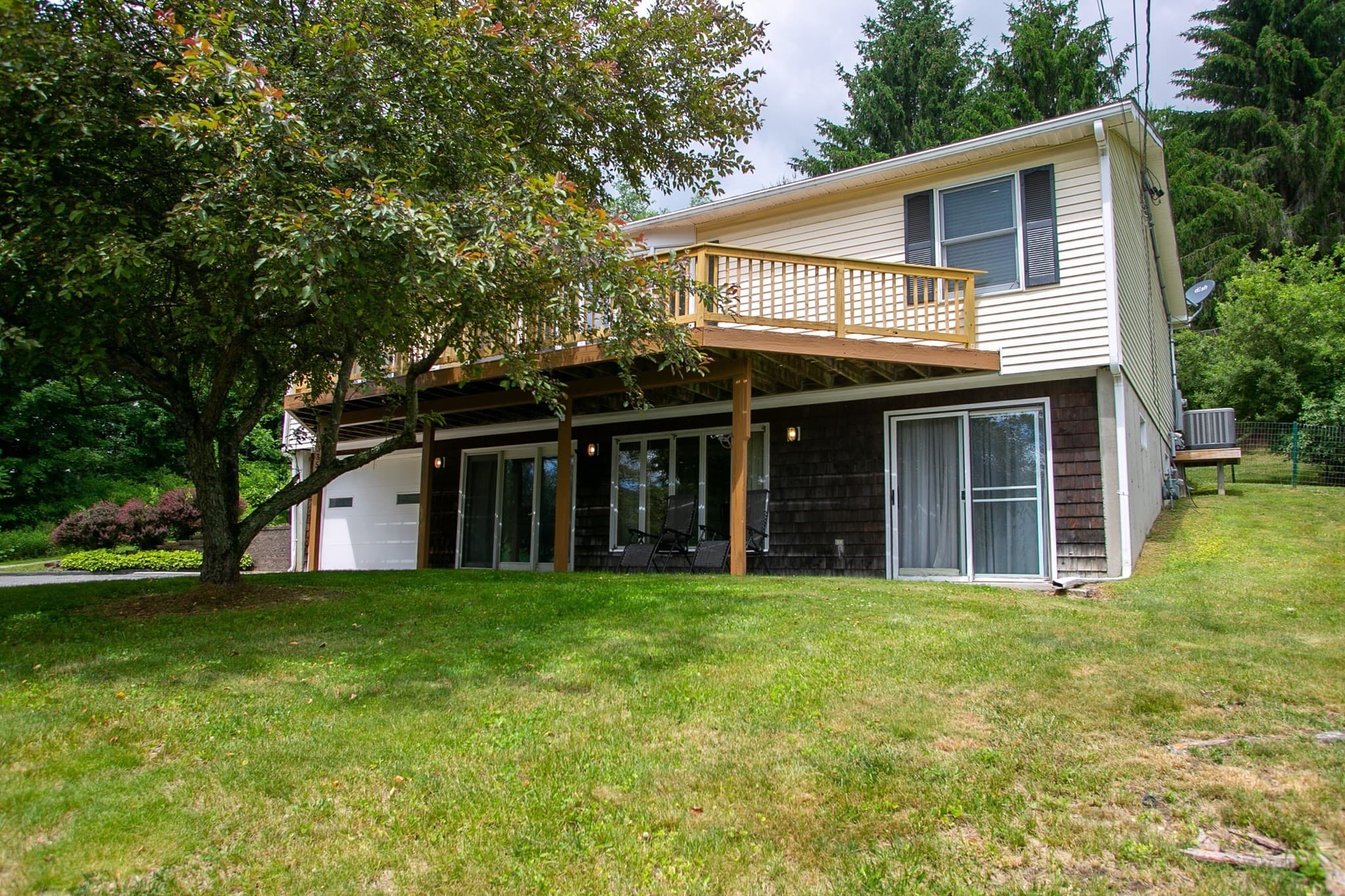 Single Family Residence at 335 North St, Cheshire MA 01225, photo 23 of 29