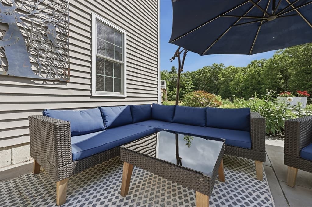 47 Hyde Park Circle # 47, Uxbridge MA 01569 photo 12