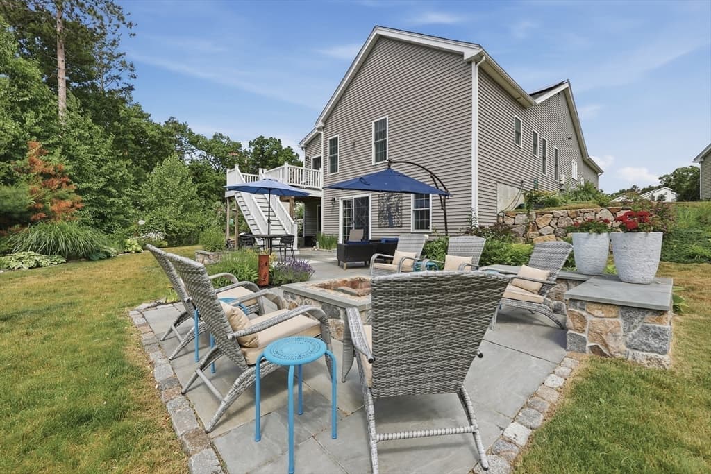 47 Hyde Park Circle # 47, Uxbridge MA 01569 photo 9