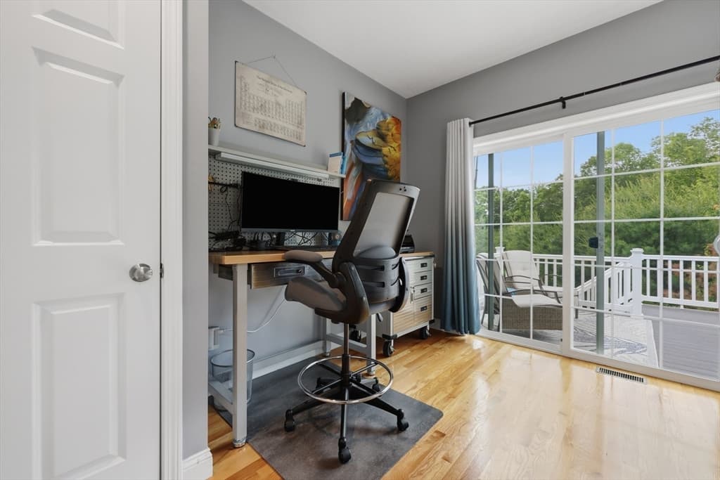 47 Hyde Park Circle # 47, Uxbridge MA 01569 photo 34