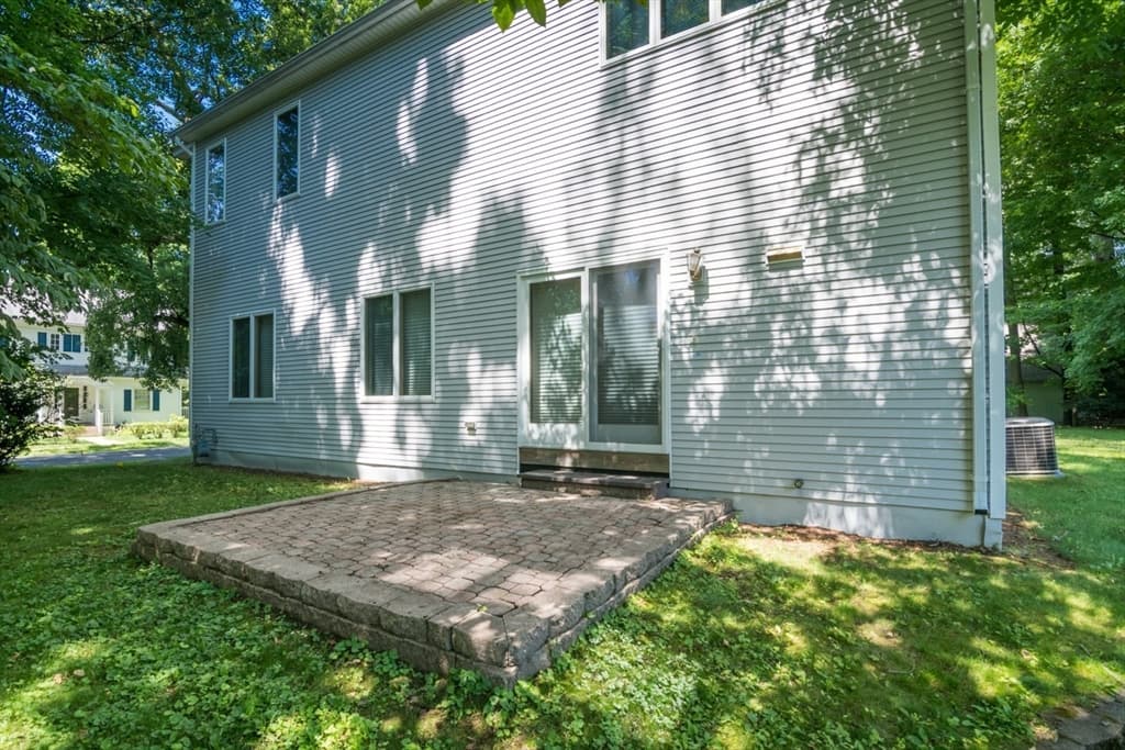 62 Fairview Ave, Northampton MA 01060 photo 29