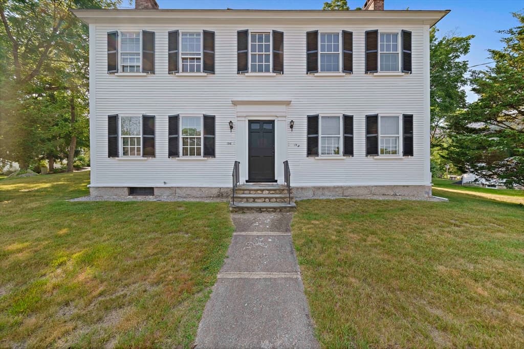 196 South Street # A, Hingham MA 02043 photo 2