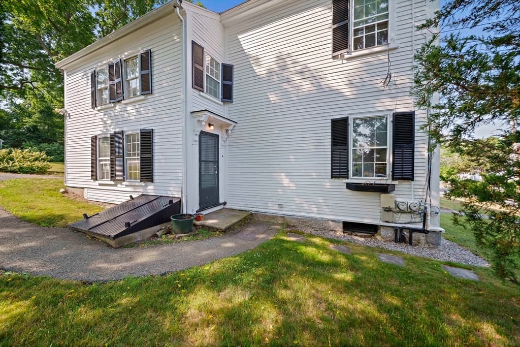 196 South Street # A, Hingham MA 02043 photo 3