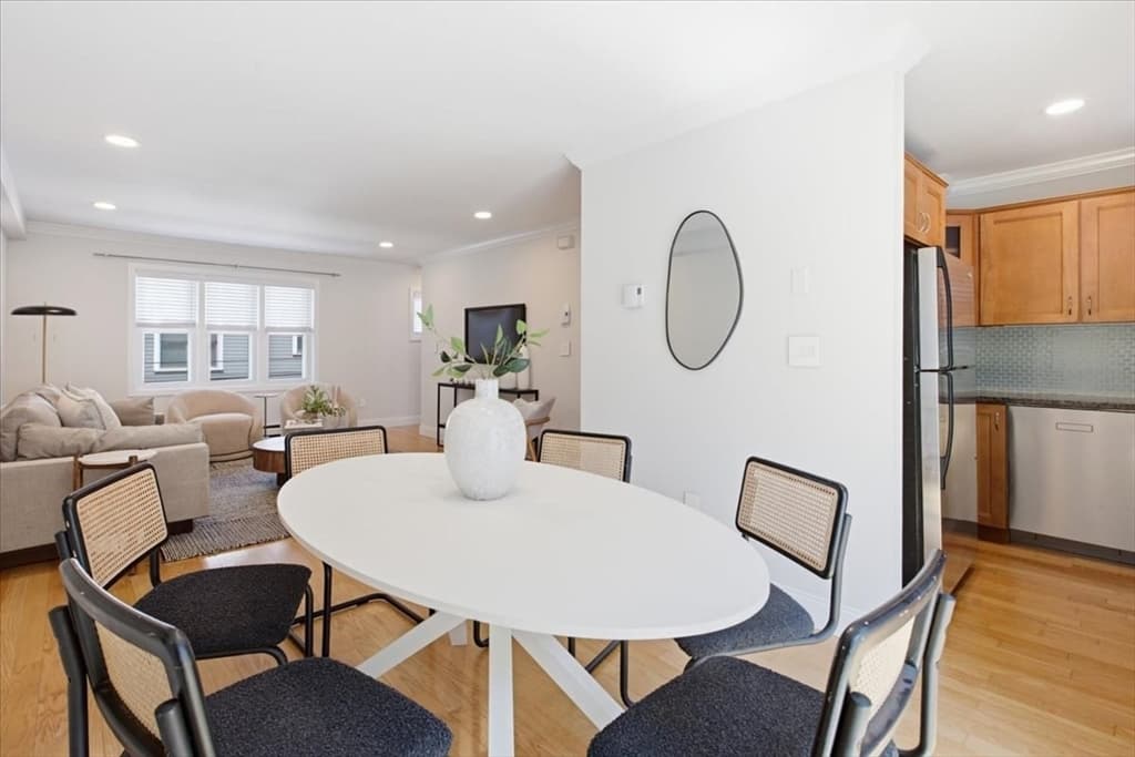 Condominium at 75 Bolton St # 75, Boston MA 02127, Boston, photo 8 of 25