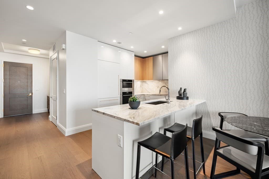 Condominium at 240 Devonshire Street # 5310, Boston MA 02110, Boston, photo 4 of 42