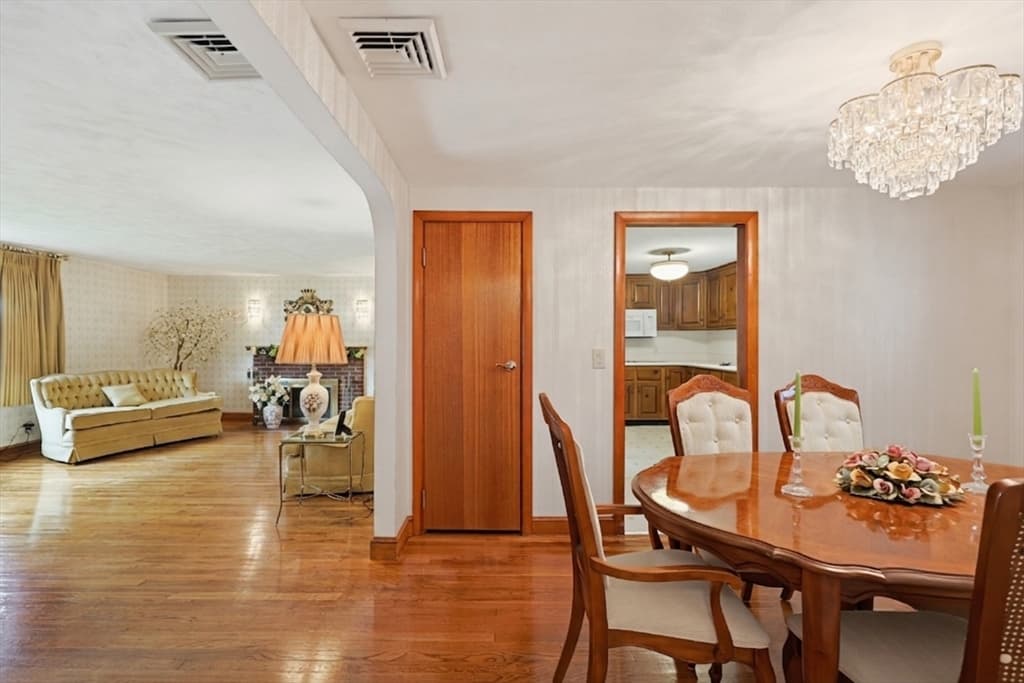 11 Preston St, Wakefield MA 01880 photo 27