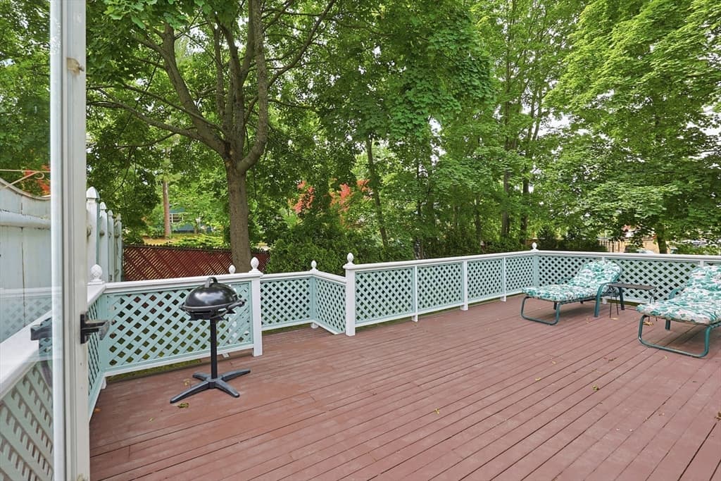 11 Preston St, Wakefield MA 01880 photo 12
