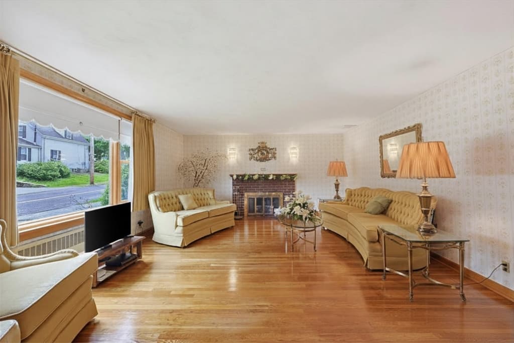 11 Preston St, Wakefield MA 01880 photo 8