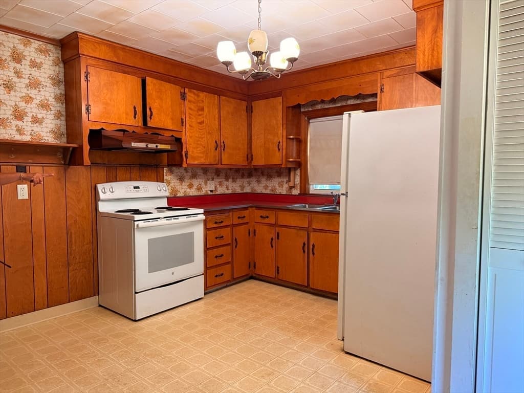 140 Pleasant Street, Weymouth MA 02190 photo 15