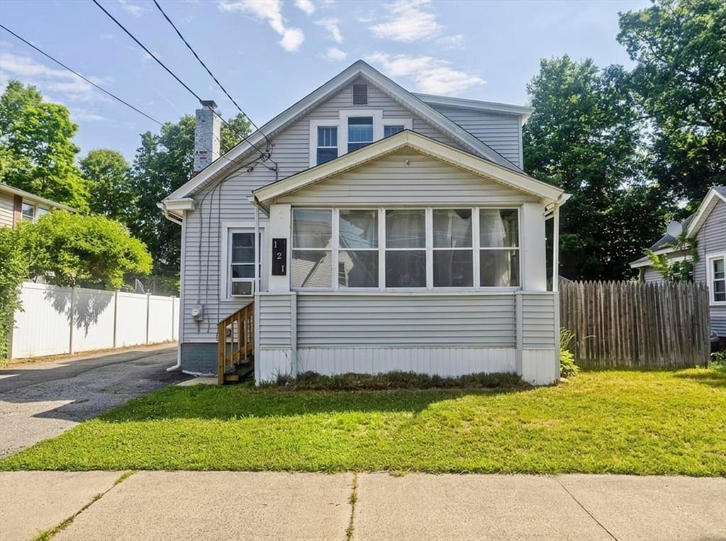 121 Dorset Street, Springfield MA 01008 photo 2