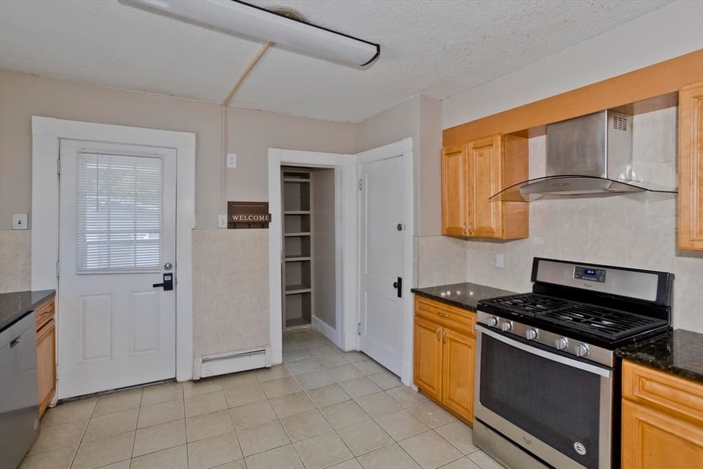 121 Dorset Street, Springfield MA 01008 photo 7