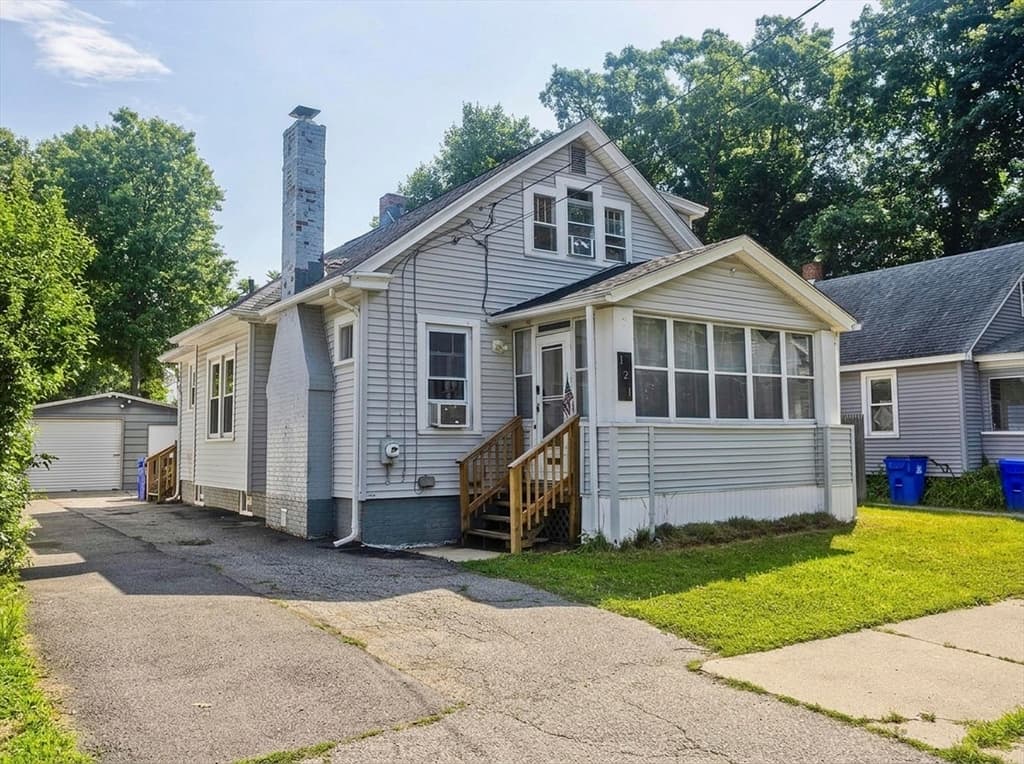 121 Dorset Street, Springfield MA 01008