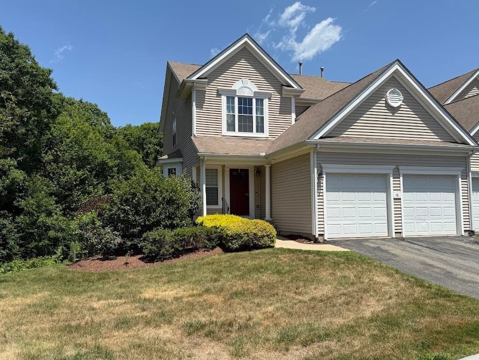 48 Tulip Cir # 48, Grafton MA 01560