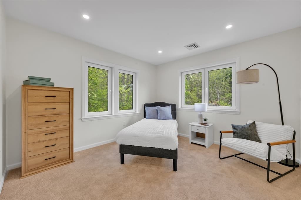 189 Electric Ave # B, Lunenburg MA 01462 photo 18