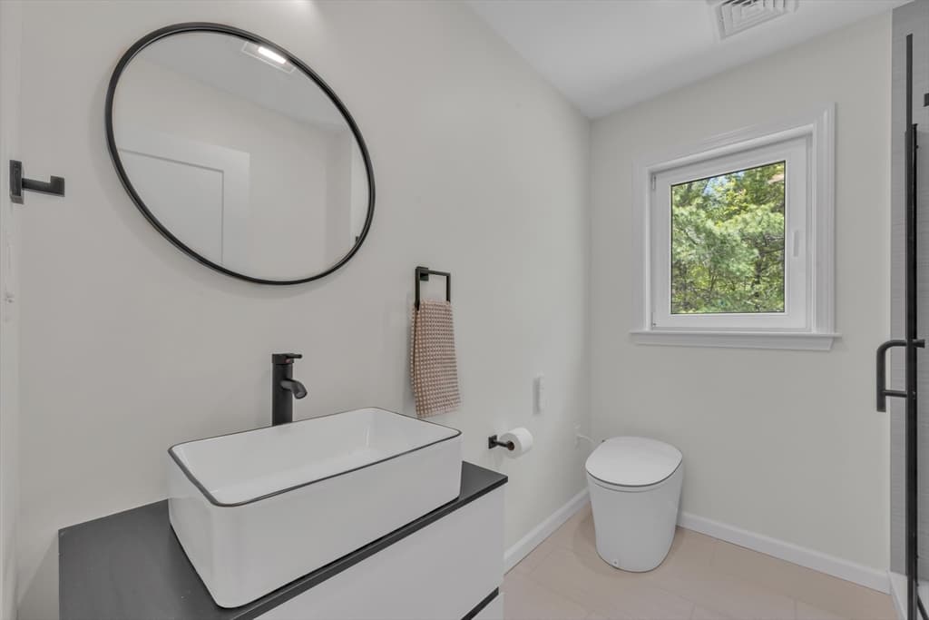 189 Electric Ave # B, Lunenburg MA 01462 photo 19