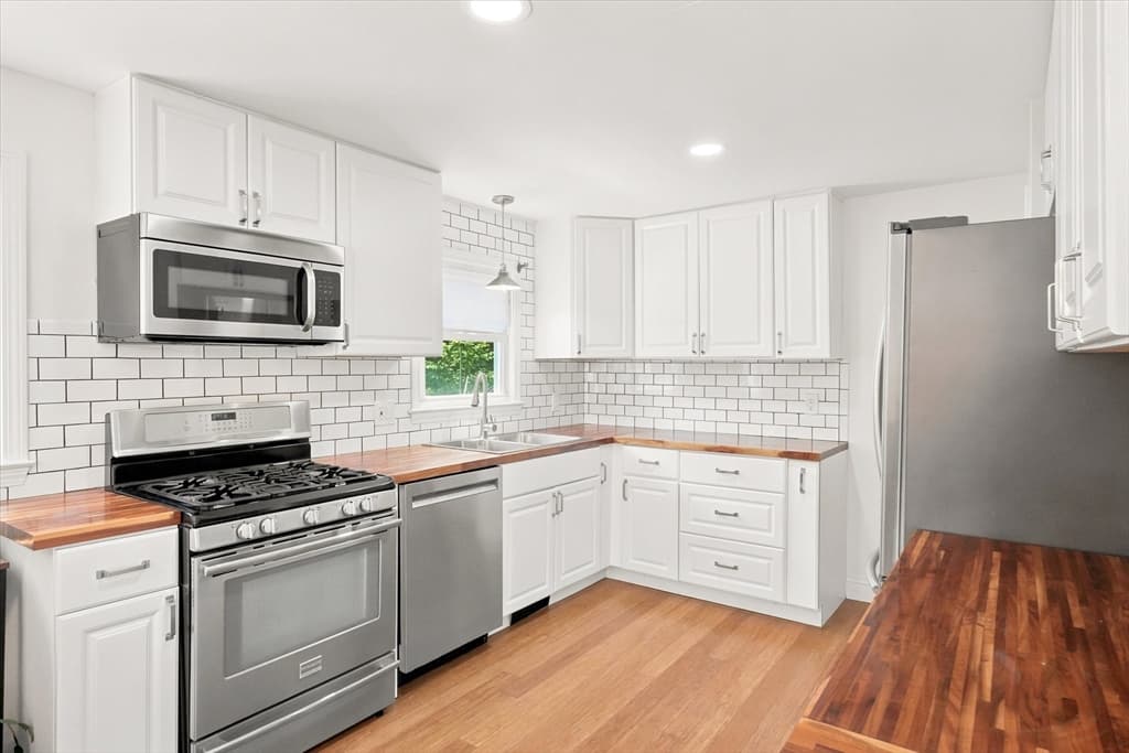 633 E Merrimack St # 633, Lowell MA 01852 photo 13