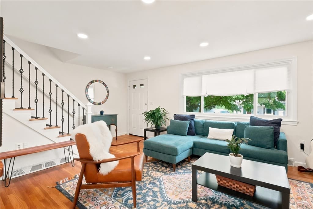 633 E Merrimack St # 633, Lowell MA 01852