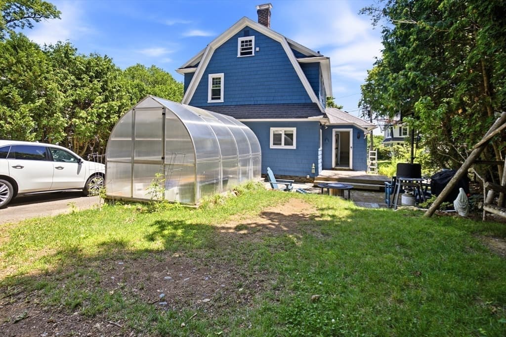 Single Family Residence at 52 Eagle Road, Worcester MA 01605, Worcester, photo 36 of 42