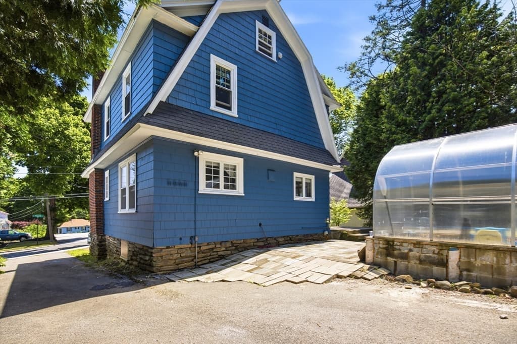 Single Family Residence at 52 Eagle Road, Worcester MA 01605, Worcester, photo 34 of 42