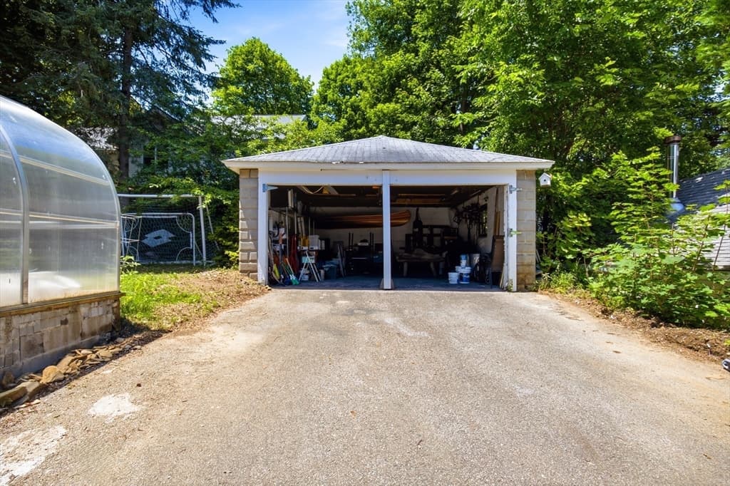 Single Family Residence at 52 Eagle Road, Worcester MA 01605, Worcester, photo 38 of 42