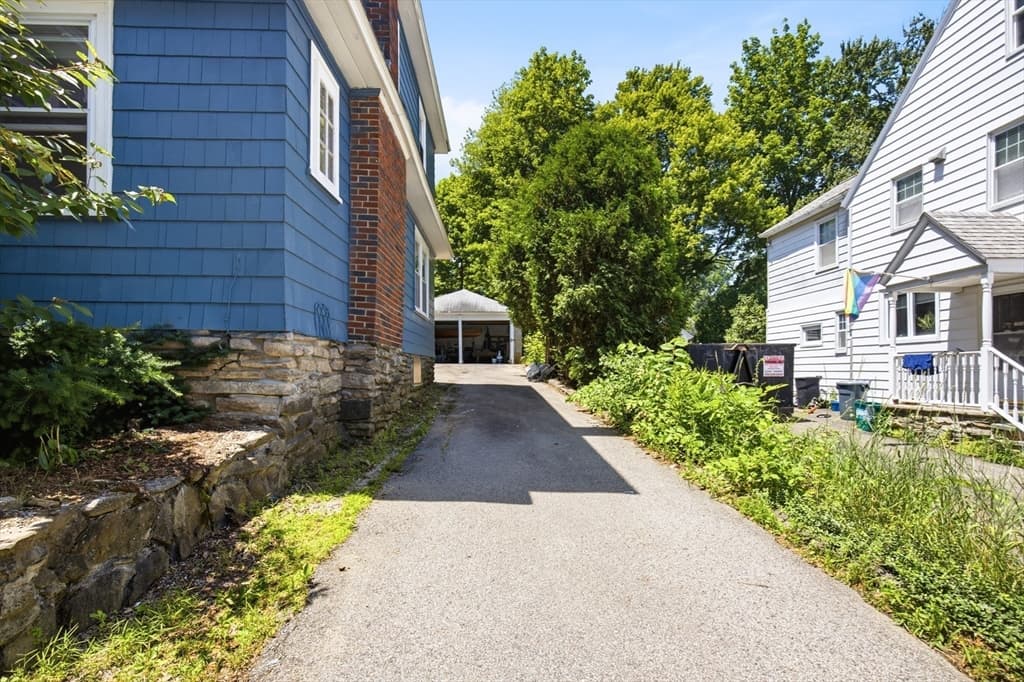 Single Family Residence at 52 Eagle Road, Worcester MA 01605, Worcester, photo 37 of 42