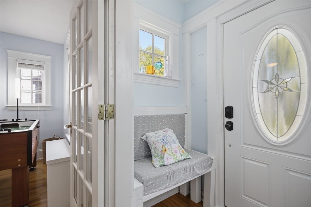 Single Family Residence at 52 Eagle Road, Worcester MA 01605, Worcester, photo 8 of 42