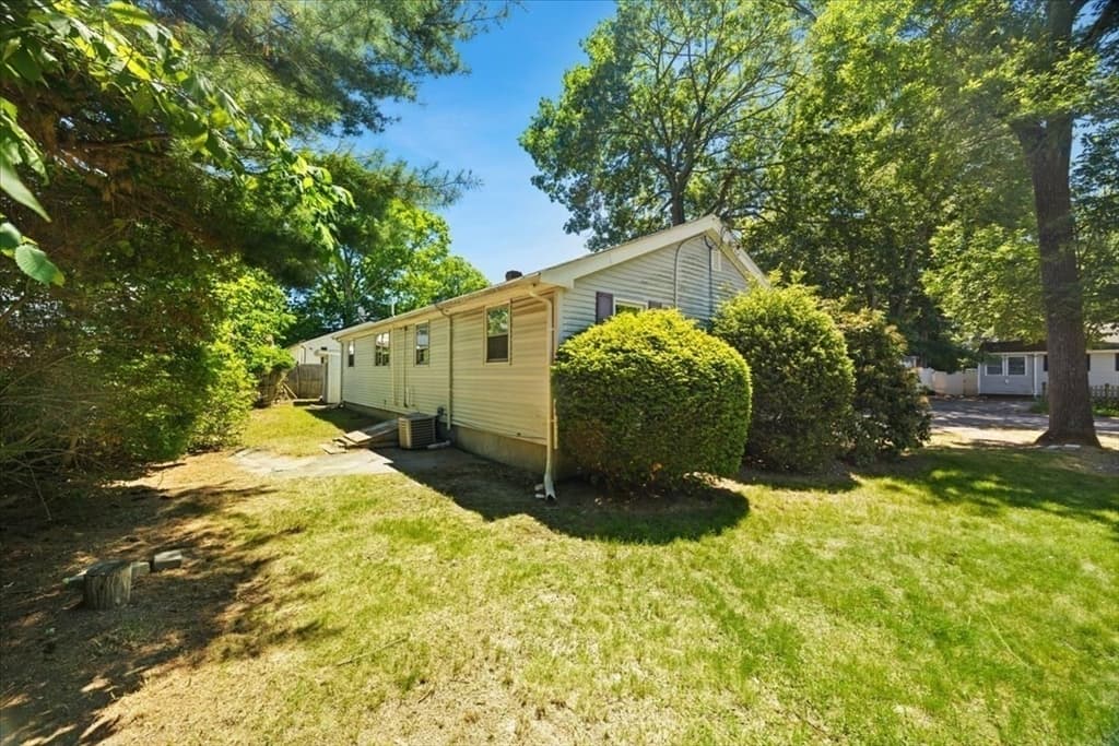 52 Jacob St, Brockton MA 02302 photo 5