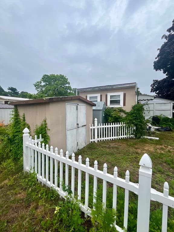 20 Madeline Street, Wareham MA 02538 photo 4