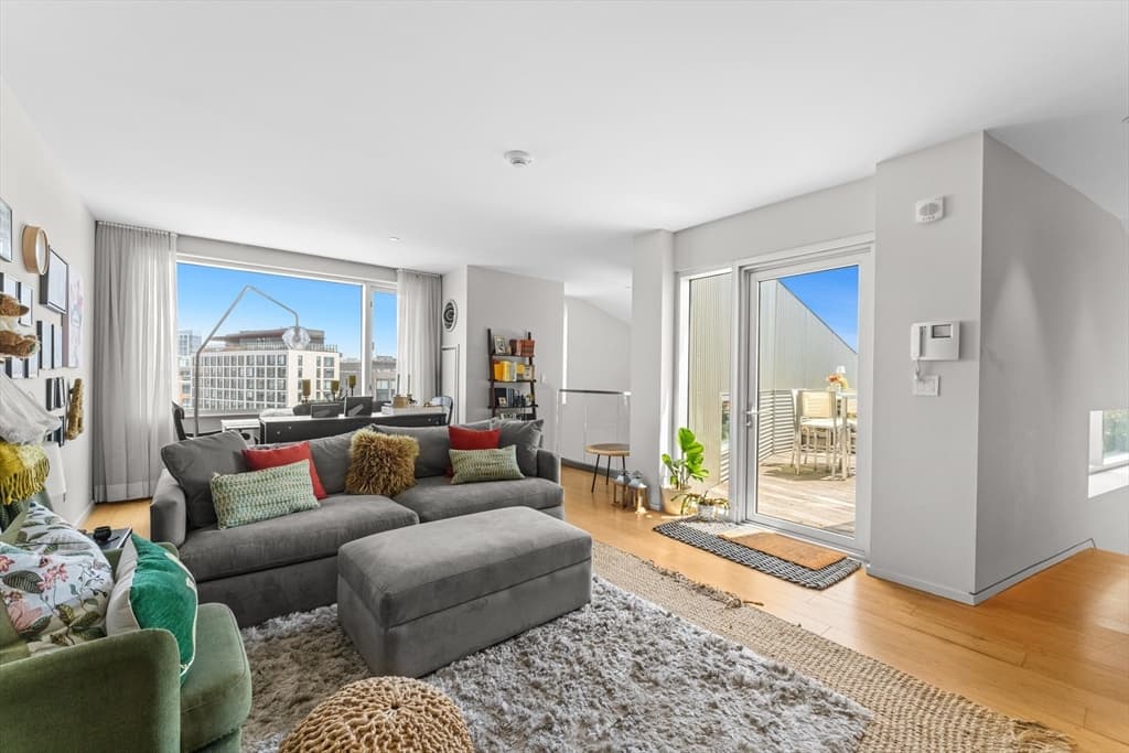 Condominium at 141 Dorchester Ave # 711, Boston MA 02127, Boston, photo 12 of 25