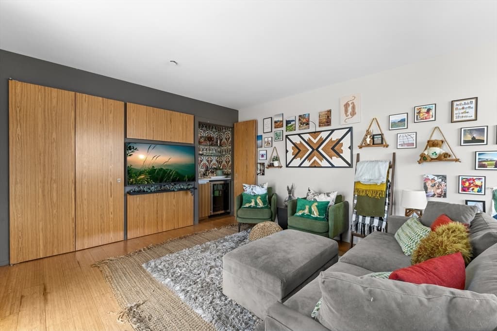 Condominium at 141 Dorchester Ave # 711, Boston MA 02127, Boston, photo 9 of 25
