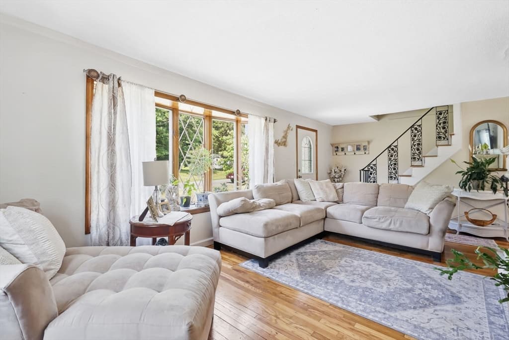 17 Day Ave, East Longmeadow MA 01028 photo 6