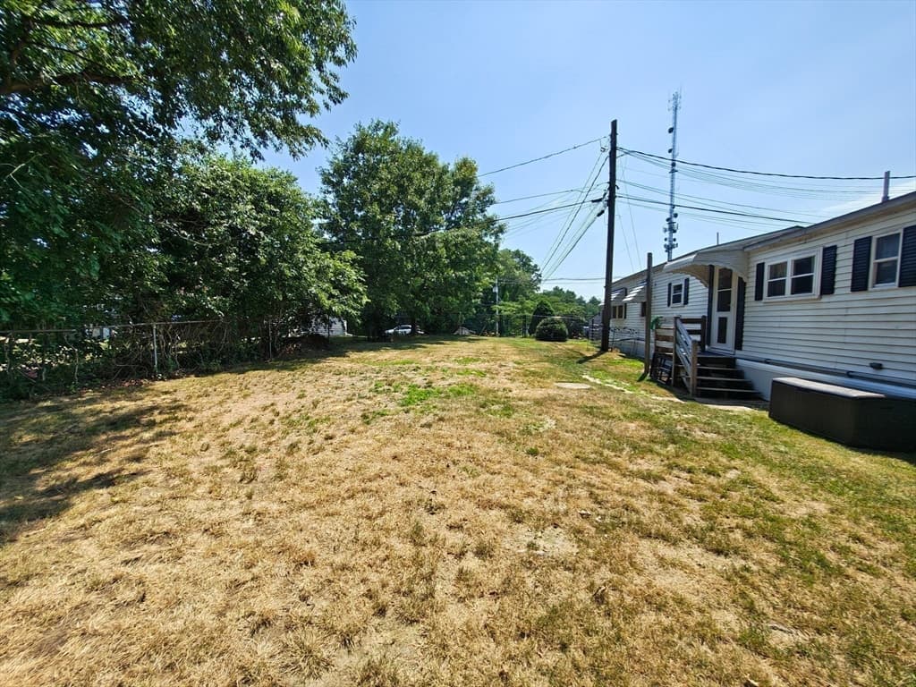 317 W Grove St, Middleboro MA 02346 photo 7