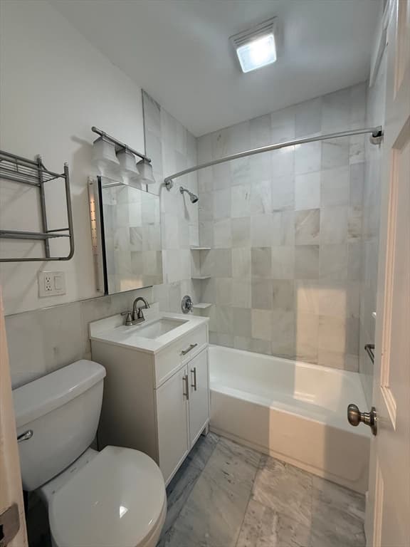 Condominium at 32 Ransom Rd # 11, Boston MA 02135, Boston, photo 2 of 15