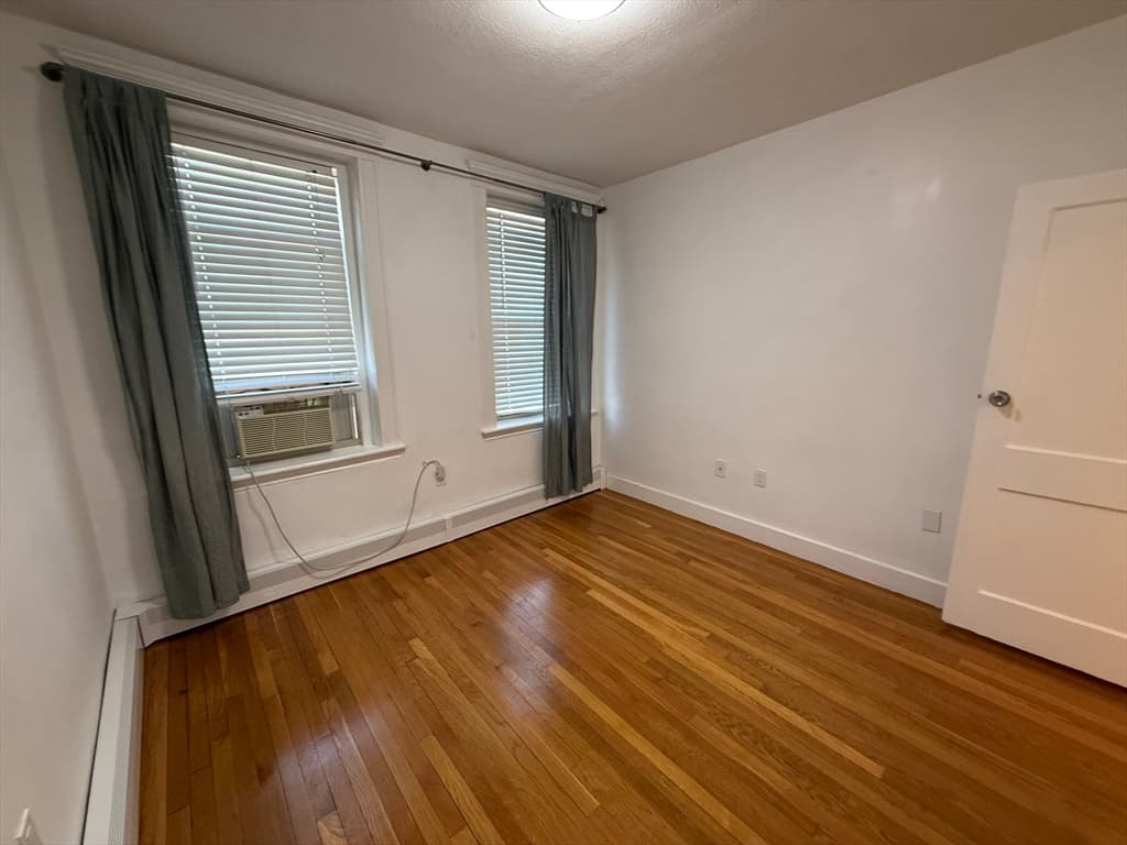 Condominium at 32 Ransom Rd # 11, Boston MA 02135, Boston, photo 5 of 15
