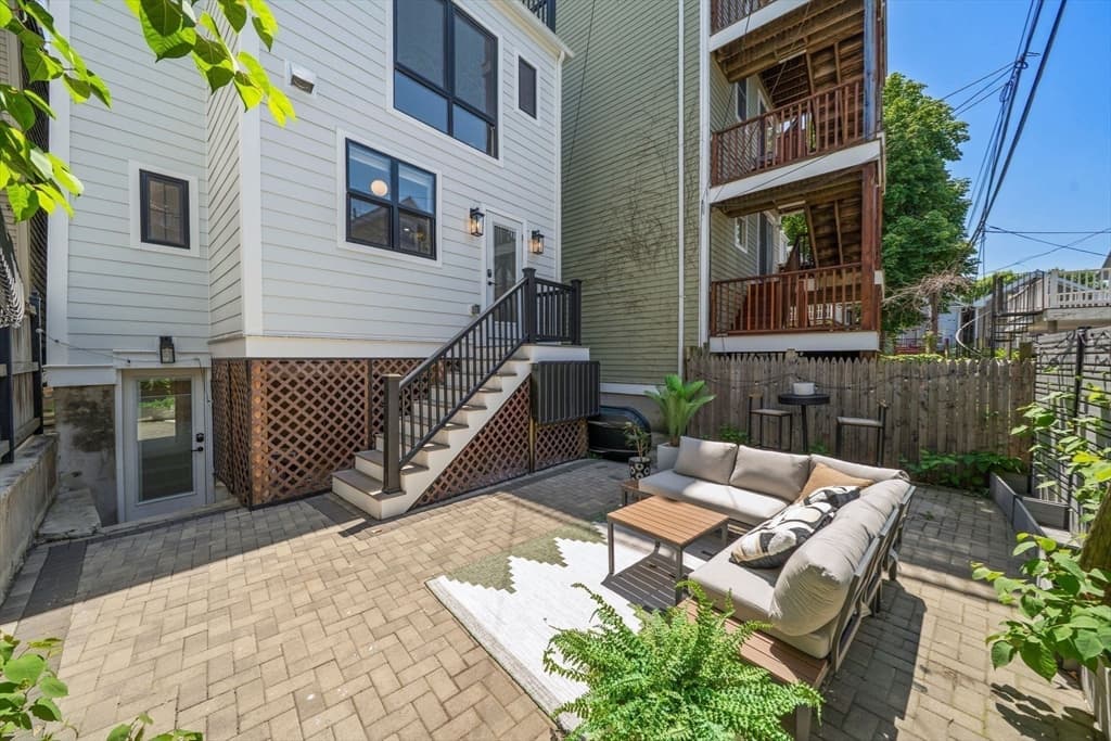 Single Family Residence at 181 I Street, Boston MA 02127, Boston, photo 27 of 31