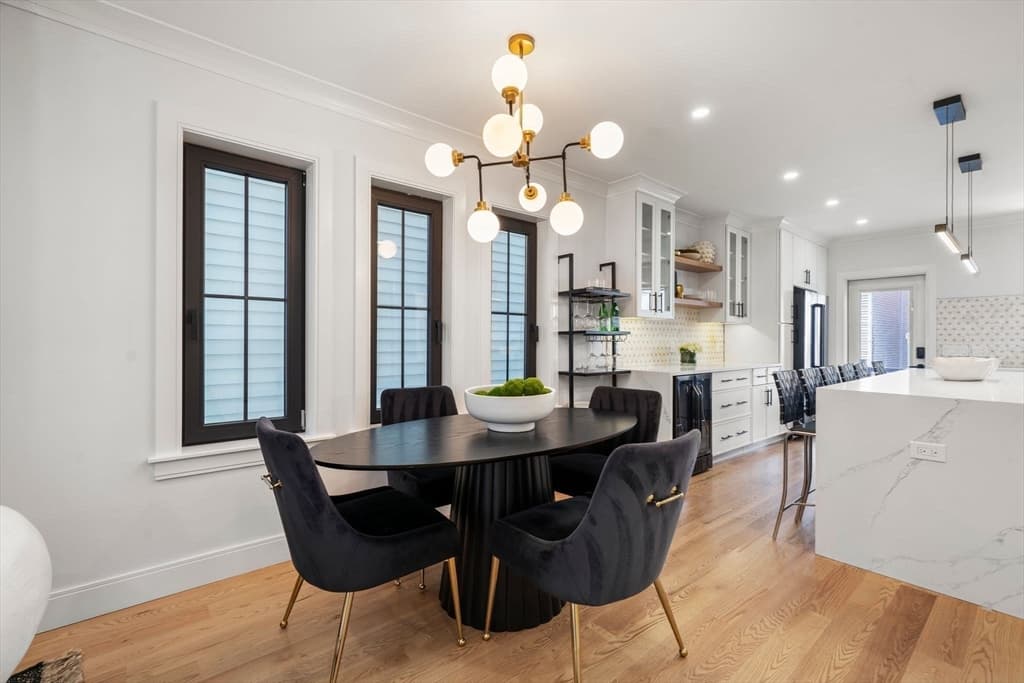 Single Family Residence at 181 I Street, Boston MA 02127, Boston, photo 5 of 31