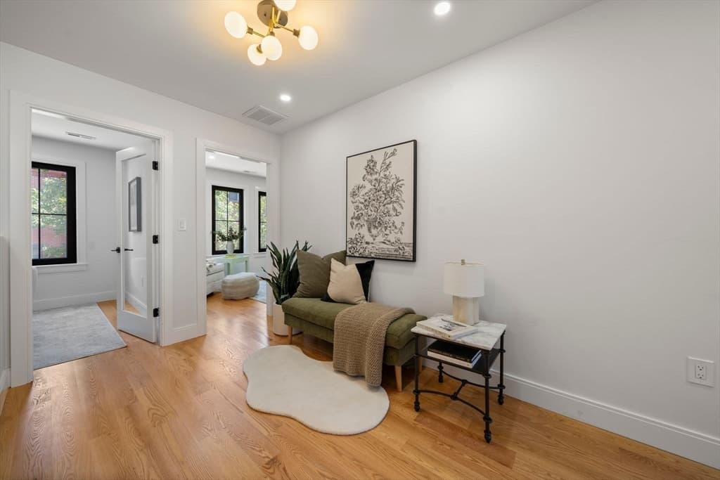 Single Family Residence at 181 I Street, Boston MA 02127, Boston, photo 10 of 31