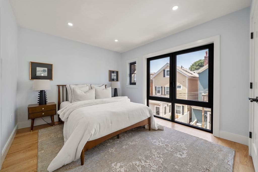 Single Family Residence at 181 I Street, Boston MA 02127, Boston, photo 14 of 31