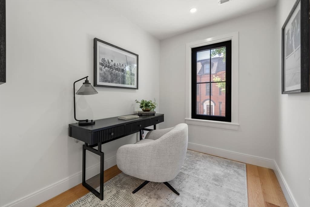 Single Family Residence at 181 I Street, Boston MA 02127, Boston, photo 11 of 31