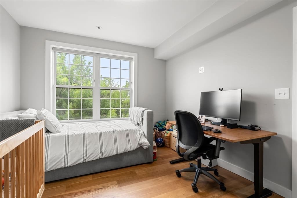 Condominium at 10 Everett St # 402, Boston MA 02128, Boston, photo 10 of 18