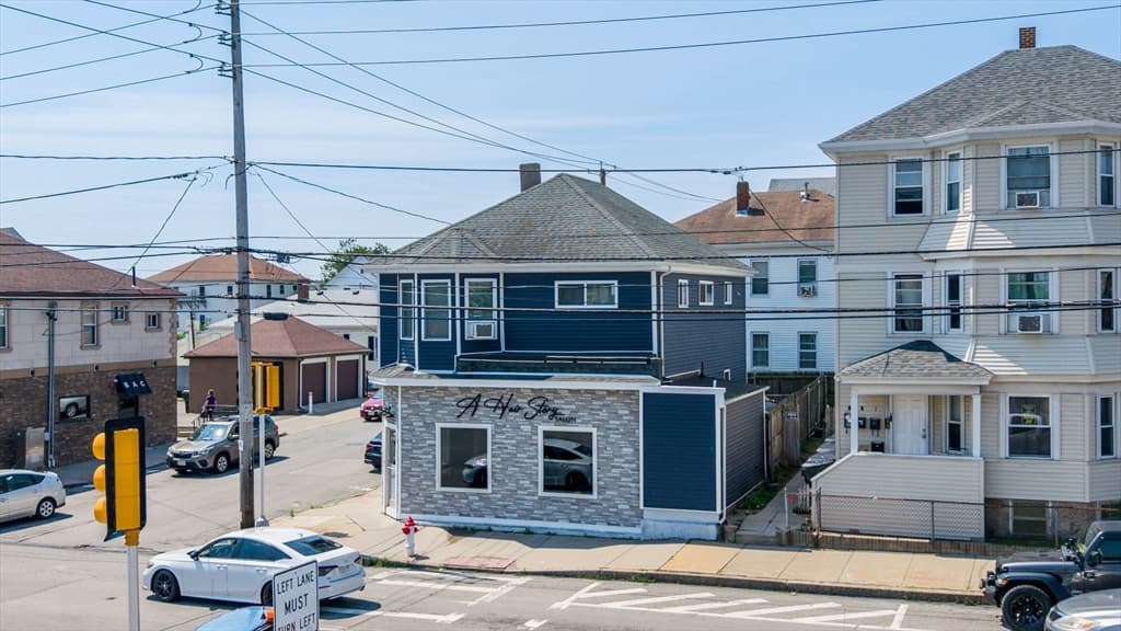 1413 Rodman St, Fall River MA 02721 photo 2