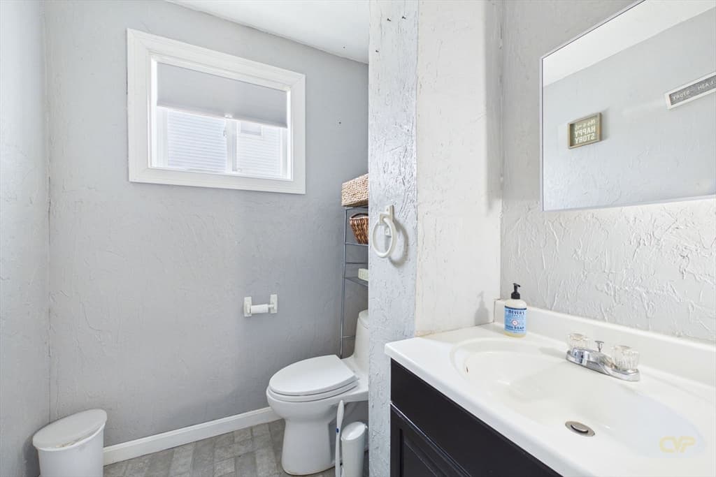 1413 Rodman St, Fall River MA 02721 photo 36